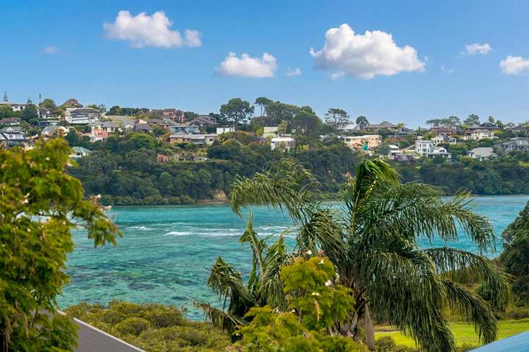 2/35 Renata Crescent Te Atatu Peninsula_16