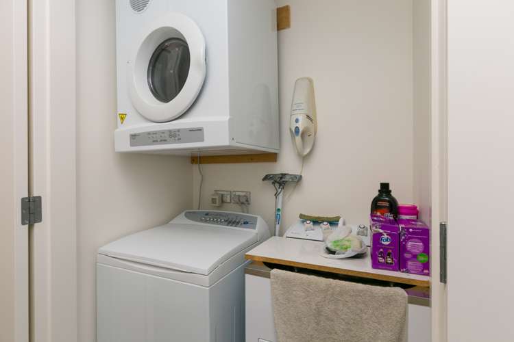 5c/42 Cable Street Te Aro_19