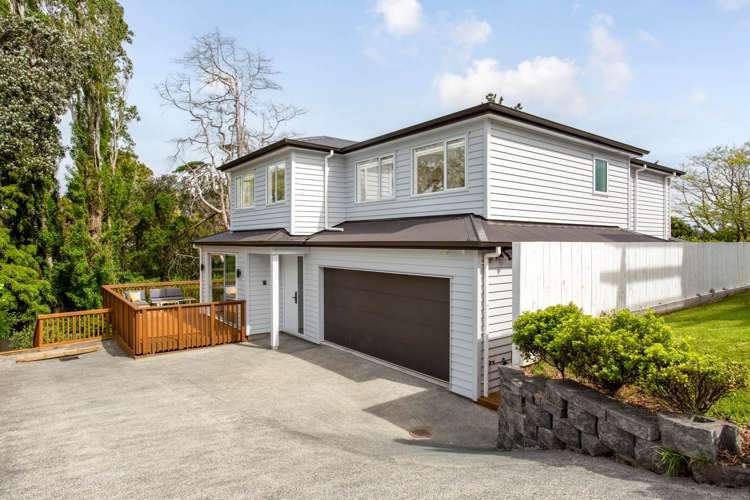 20d Coronation Street_0