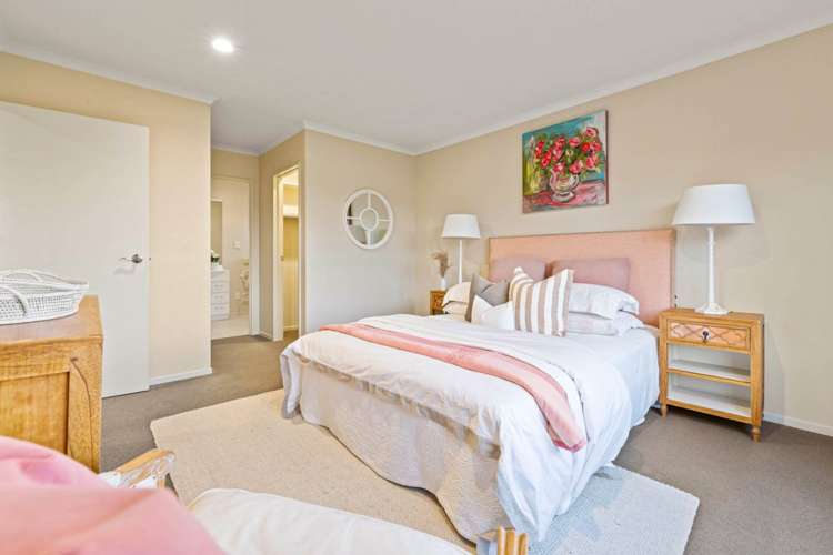 10 Orbit Place Flat Bush_12