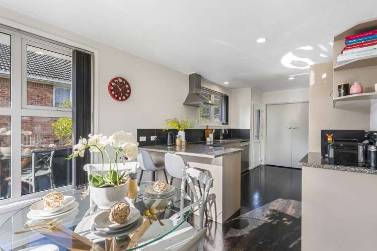 1/51 Larne Avenue Pakuranga Heights_9