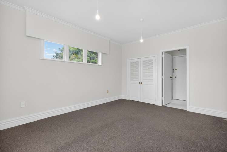 4 Main Road Wainuiomata_13