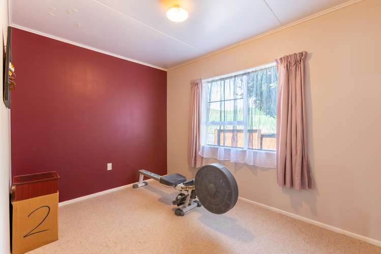 27 George Street Pahiatua_7