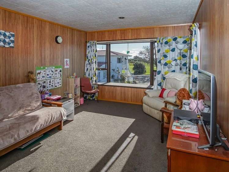 2/69 Beach Road Tahunanui_1