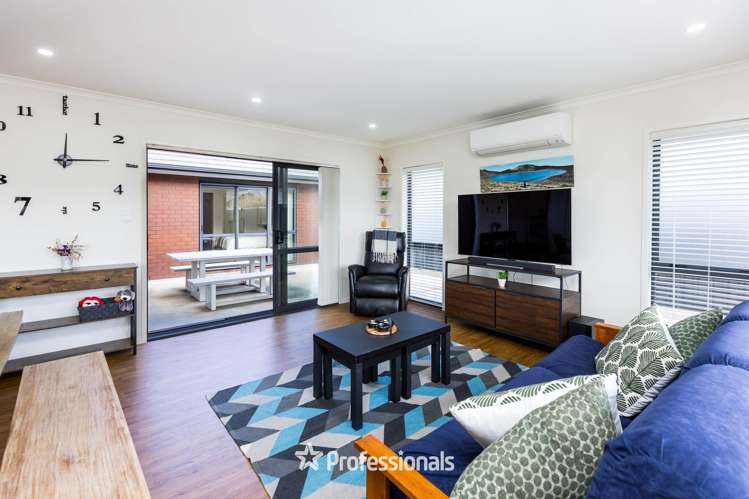 19 Te Punga Road Wallaceville_6