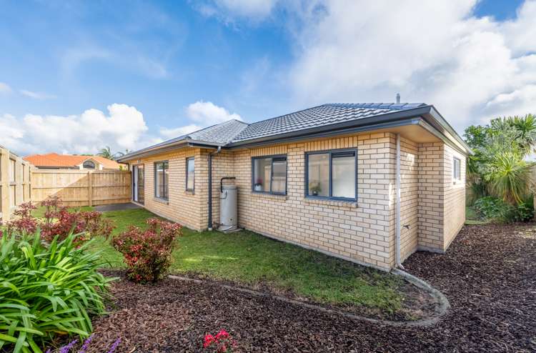 8 Ballybay Road East Tamaki_21