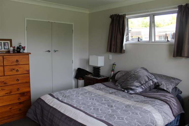 41 John F Kennedy Drive Milson_5