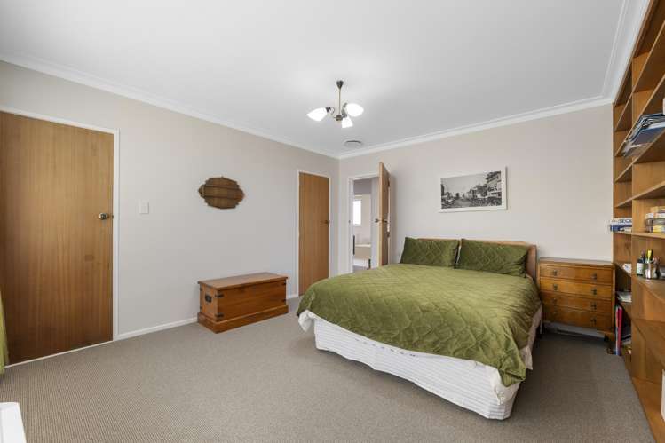 3 Climie Crescent Hawera_11