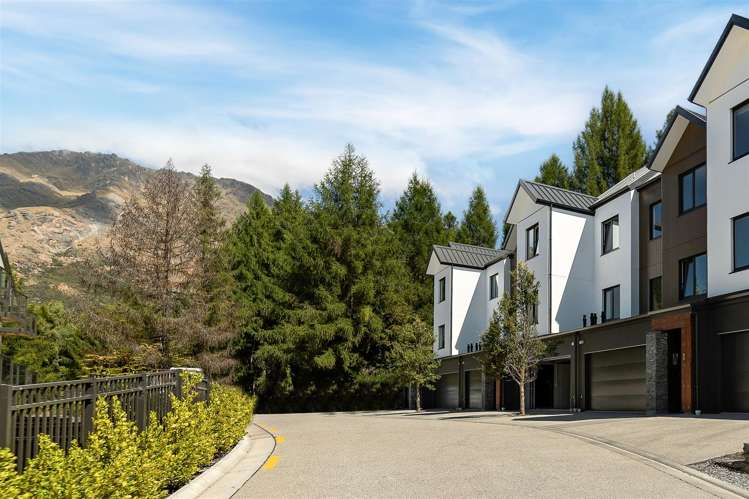 16/18 George Bullen Lane Arthurs Point_8