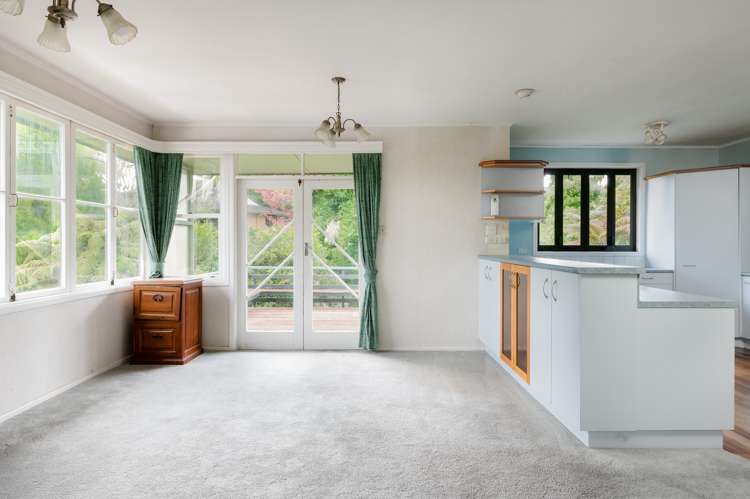 842 River Road Chartwell_5