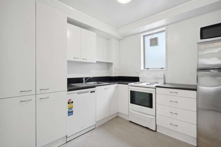 11A Hanson Street and 8/27 Drummond Street_0
