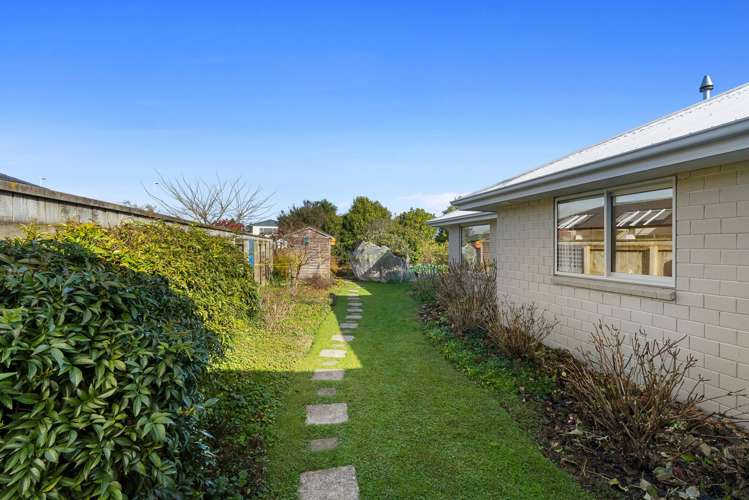 21 Gladys Place Levin_16