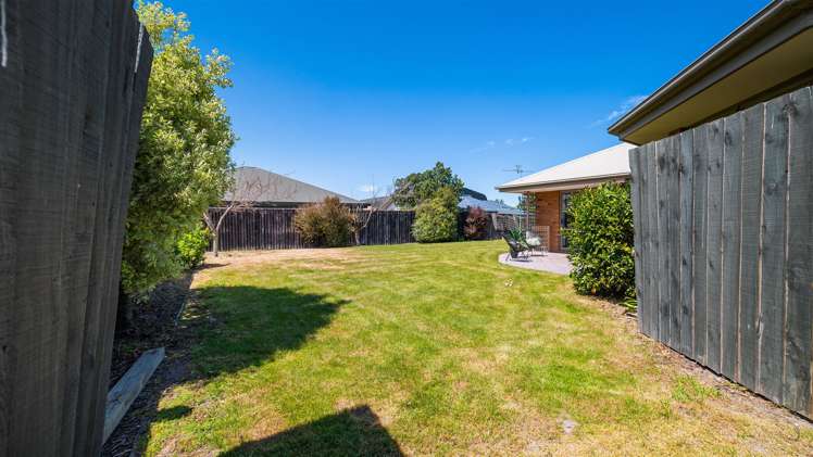 21 Springs Road Hornby_17