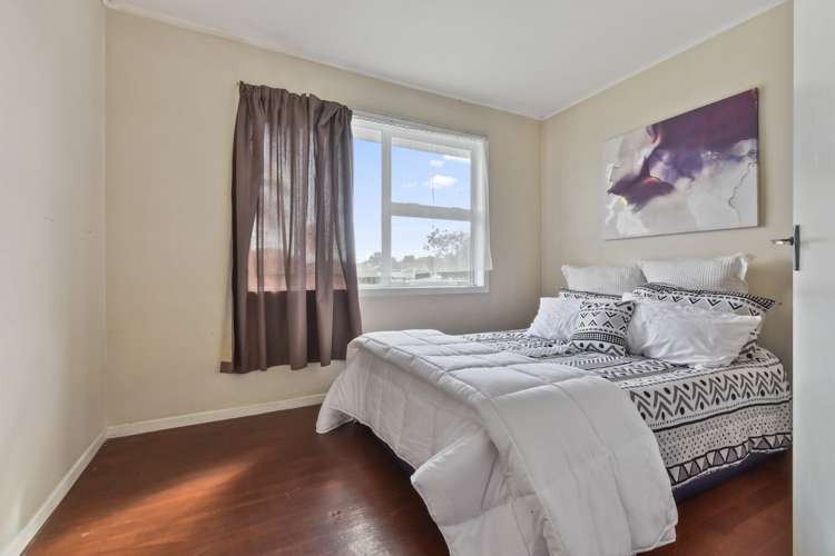 5 Hobart Crescent Wattle Downs_8