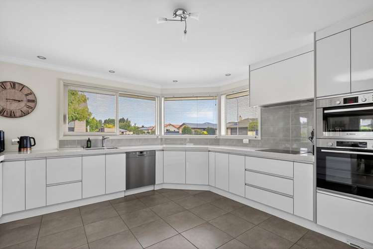 10 Larch Crescent Alexandra_7