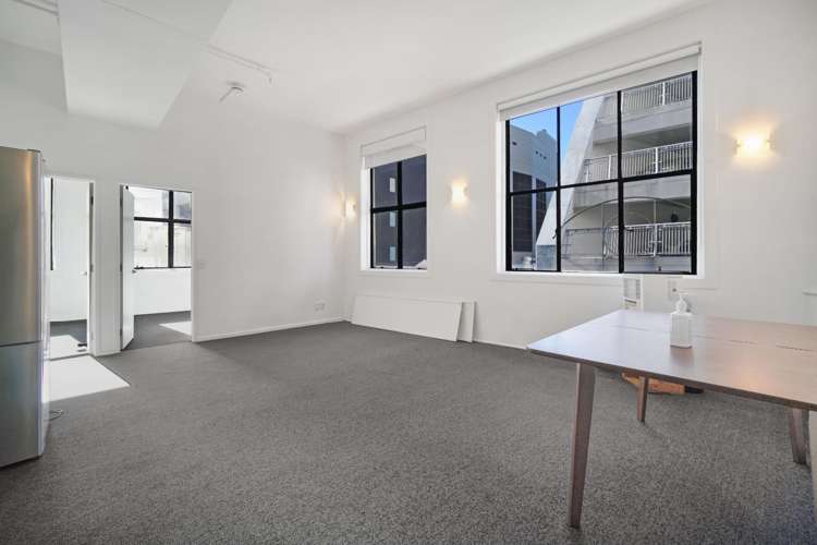 11 Durham Street East 10015_6