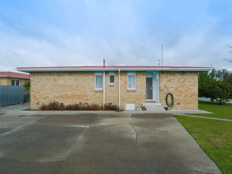 19 Masefield Drive Enderley_15