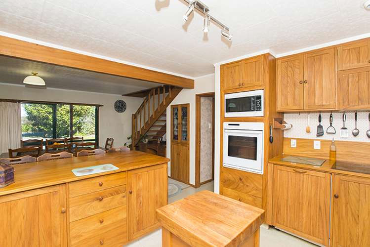 1 Granny Tarr Street Makaraka_9