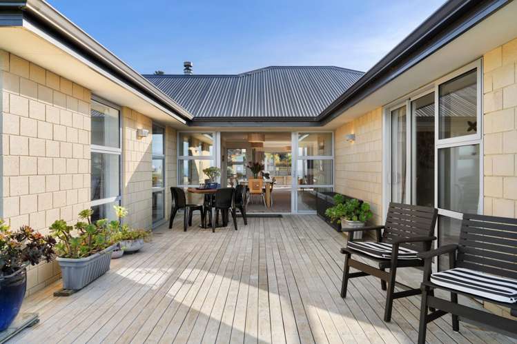 37 Highgrove Saint Clair_12