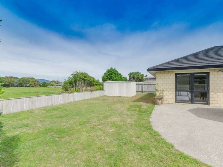82 The Drive Paraparaumu Beach_16