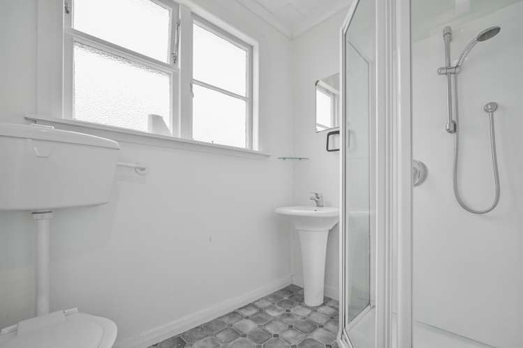 819 Kowhai Street Mahora_4