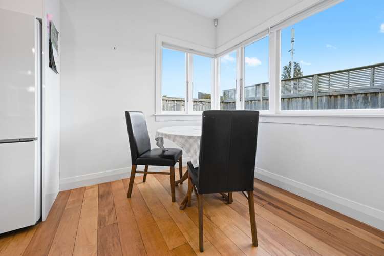 37 Firth Street Hamilton East_13