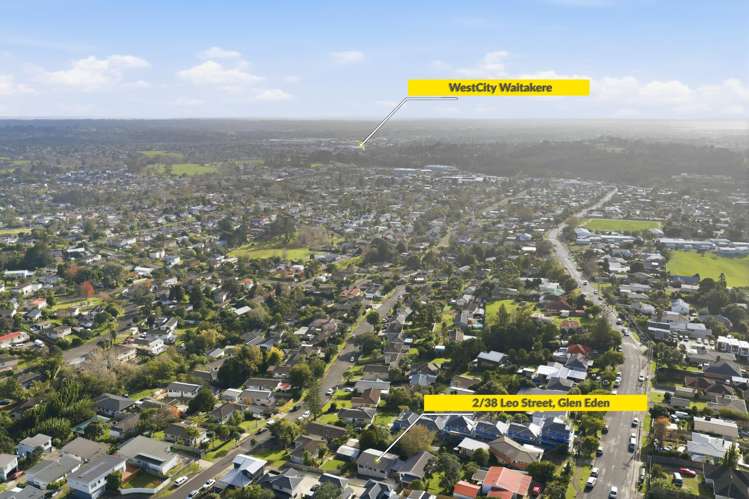 2/38 Leo Street Glen Eden_18