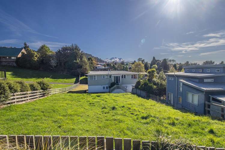 4 Tui Way Ohakune_13