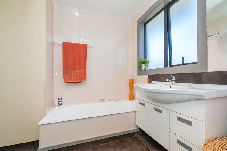 48 Forth Street Mosgiel_13