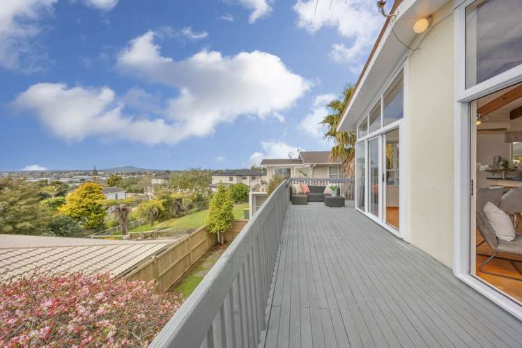 1/60 Chivalry Road Glenfield_14