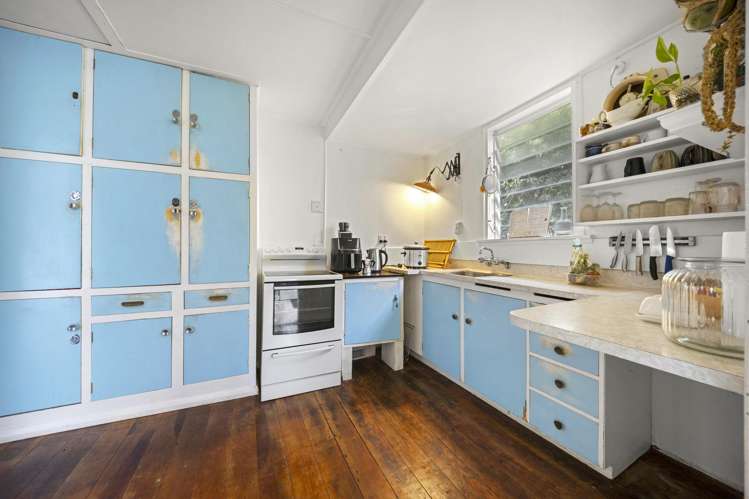 2 Rose Street Raglan_6