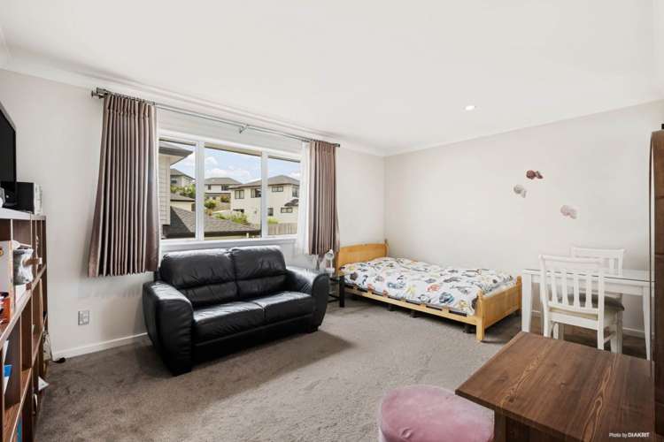 5 Ascension Crescent Orewa_18