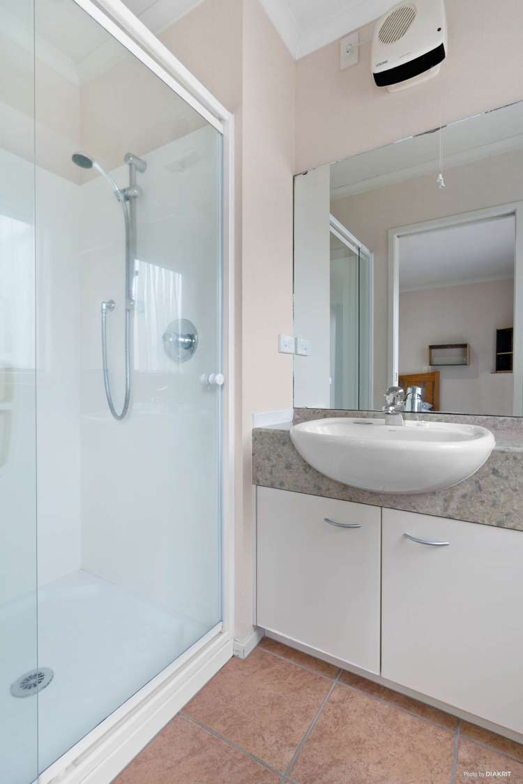 61 Sheriff Place Randwick Park_13