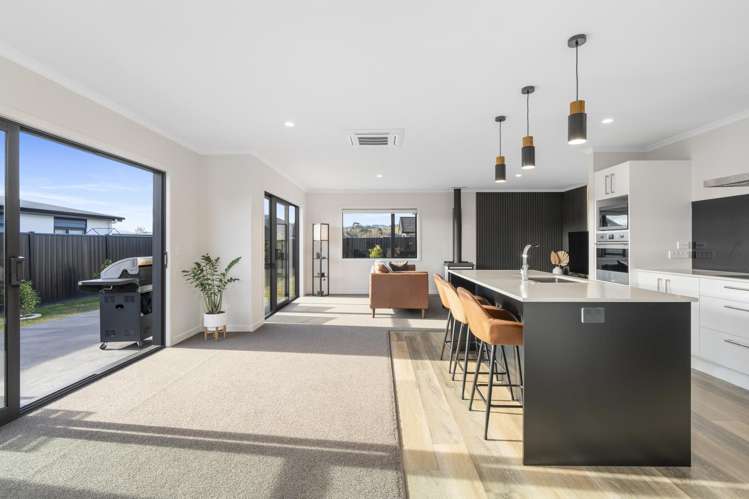 27 Cemetery Road East Taieri_14