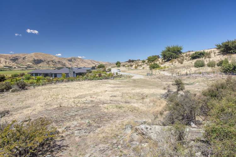 22 Jackson Rise Luggate_18