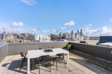 3G/11 Augustus Terrace_2