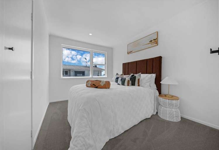 9 Colmar Road Mellons Bay_7