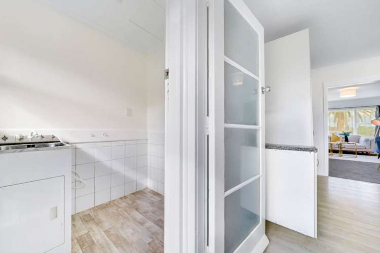 36 Plumley Crescent Mangere_11