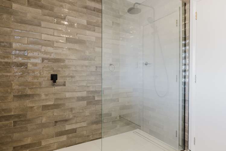 37 Monmouth Street Feilding_11