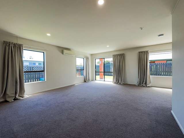 2/10A Cleghorn Street Redwoodtown-blenheim_1