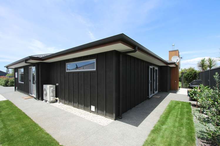 26 Onyx Place Awatoto_14