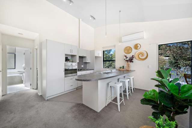 2B O'Leary's Paddock Fernhill/Sunshine Bay_1