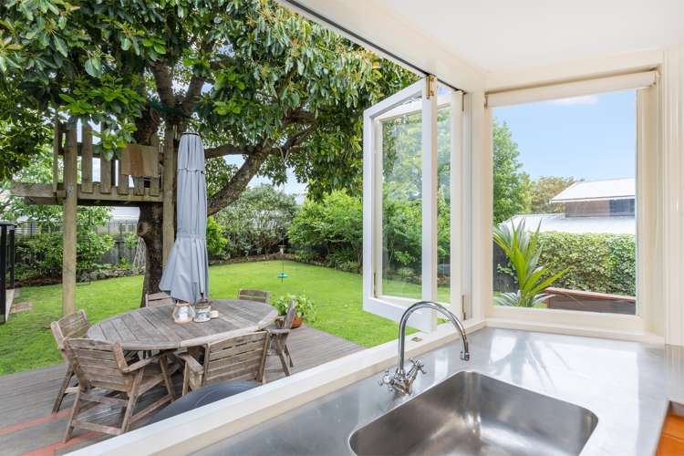 17 Parrish Road Sandringham_14