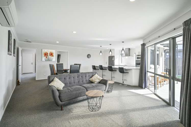 40 Arbuckle Road Frimley_8