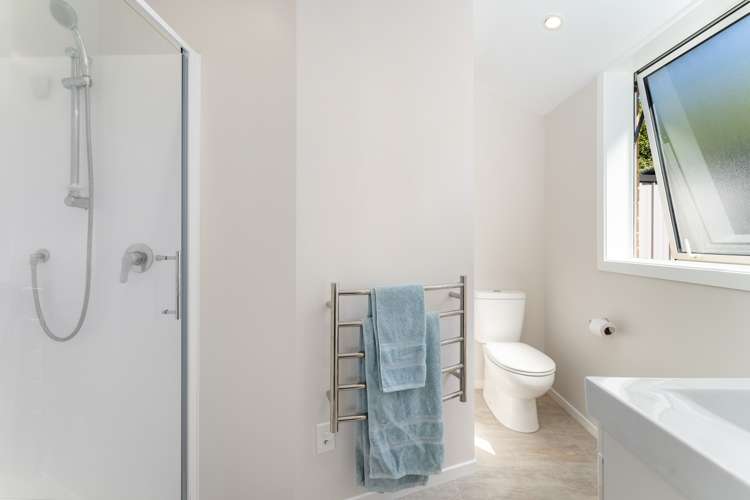 20 Tongariro Drive Aotea_11