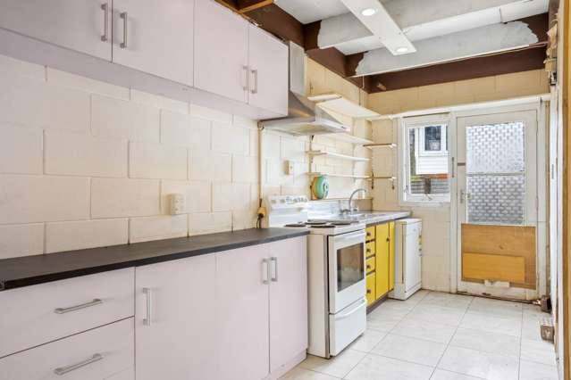 3/66 Flanshaw Road Te Atatu South_2