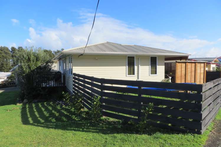 65 Whitaker Street Te Aroha_20