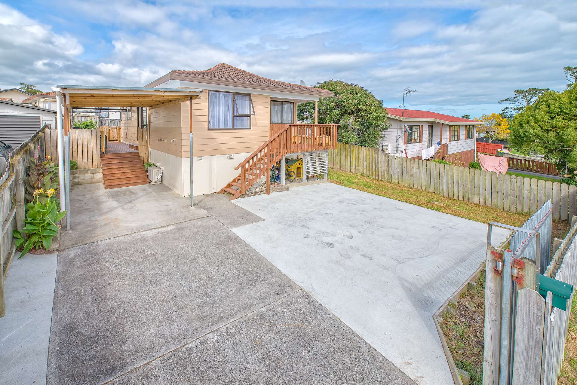 2/8 Silver Creek Road Manurewa_0