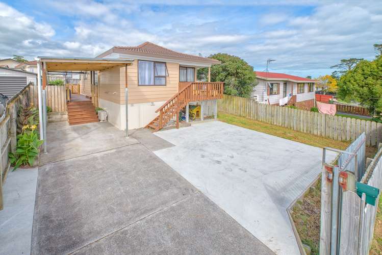 2/8 Silver Creek Road Manurewa_0