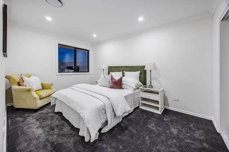 17 Ballyalton Crescent Flat Bush_22